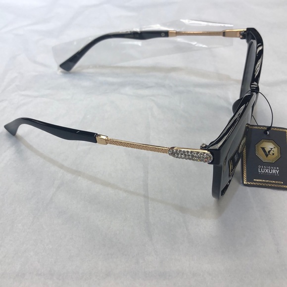 😎 Sunglasses - Picture 2 of 3